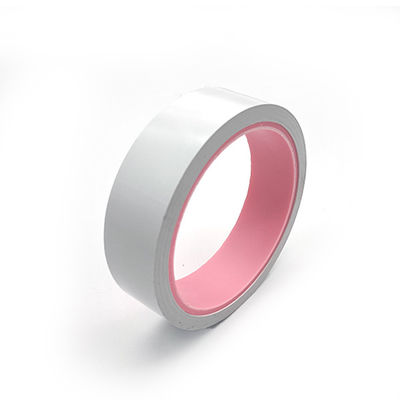 よい価格 0.085mm PPはクリーニングの表面の塵のための粘着性があるロール テープ白い帯電防止テープを撮影する オンラインで